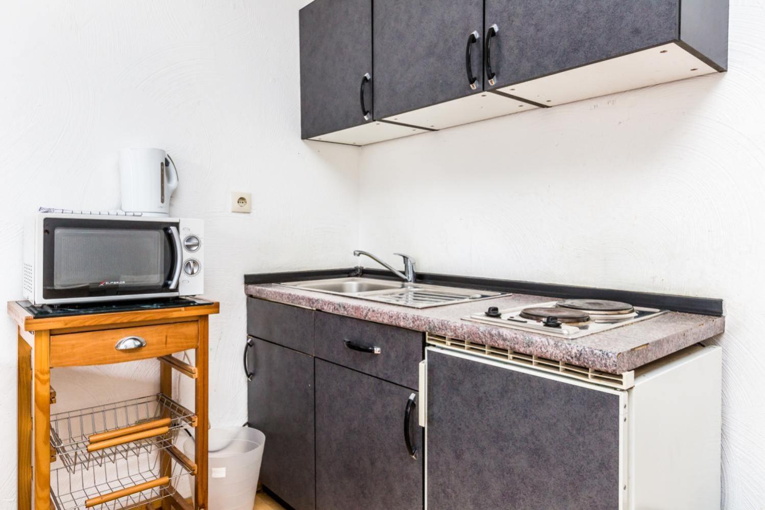 Budget Friendly Apartments โคโลญ ภายนอก รูปภาพ