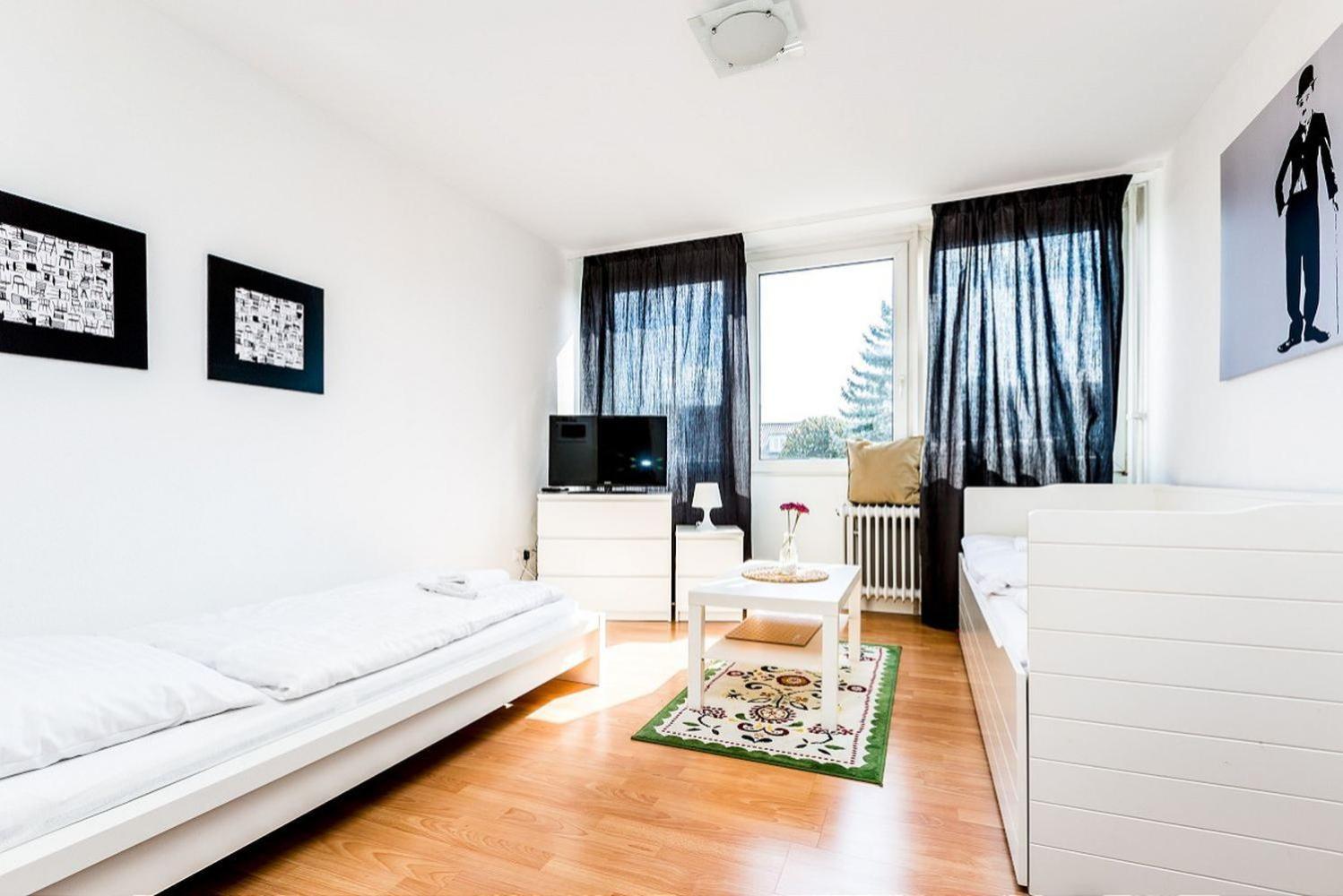 Budget Friendly Apartments โคโลญ ภายนอก รูปภาพ